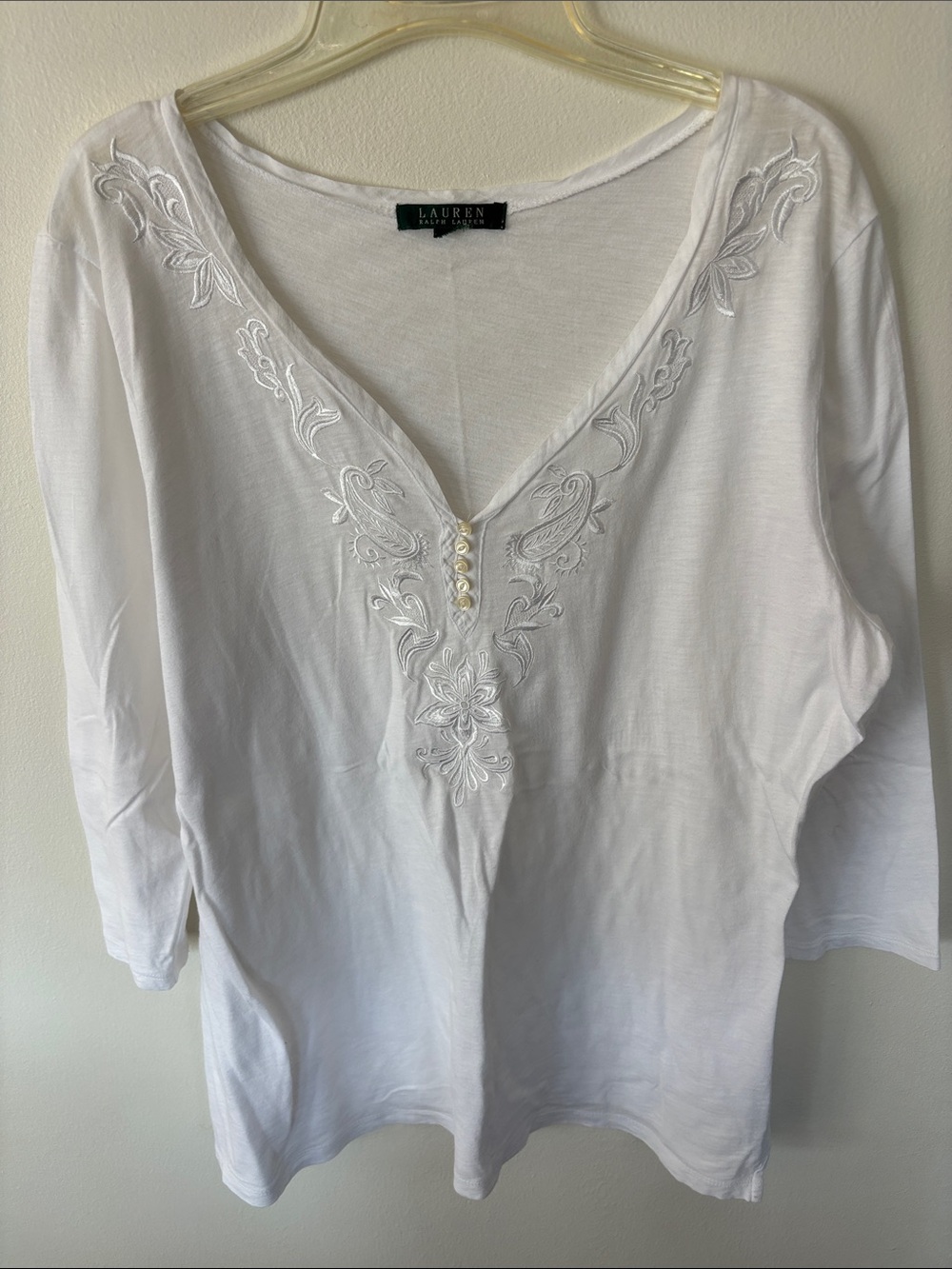 Lauren Ralph Lauren White Embroidered V-Neck 3/4 Sleeve Top